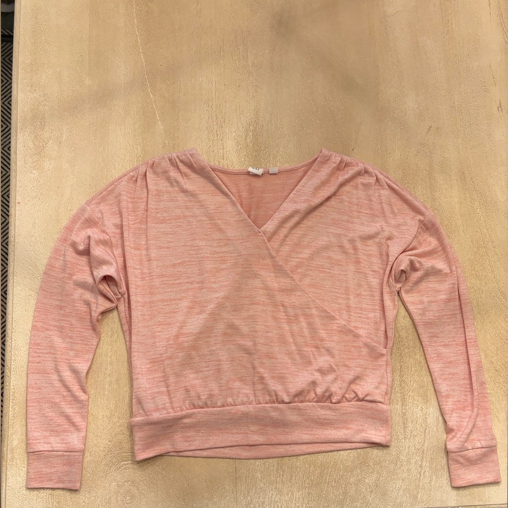 GAP Women’s Pink Top - Small Petite